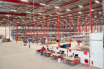 PR600 palletracking warehouse_01.jpg