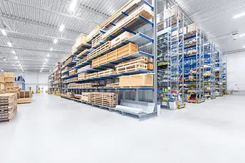 Items that up to 9m long and are stored in cantilever racks