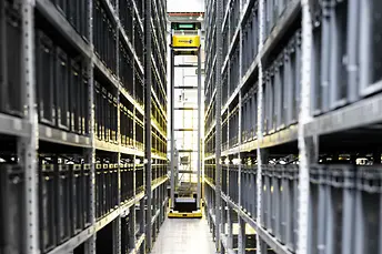 RackBot raktári robot