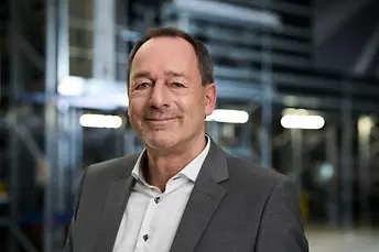 09-Elmar-Issing-1874